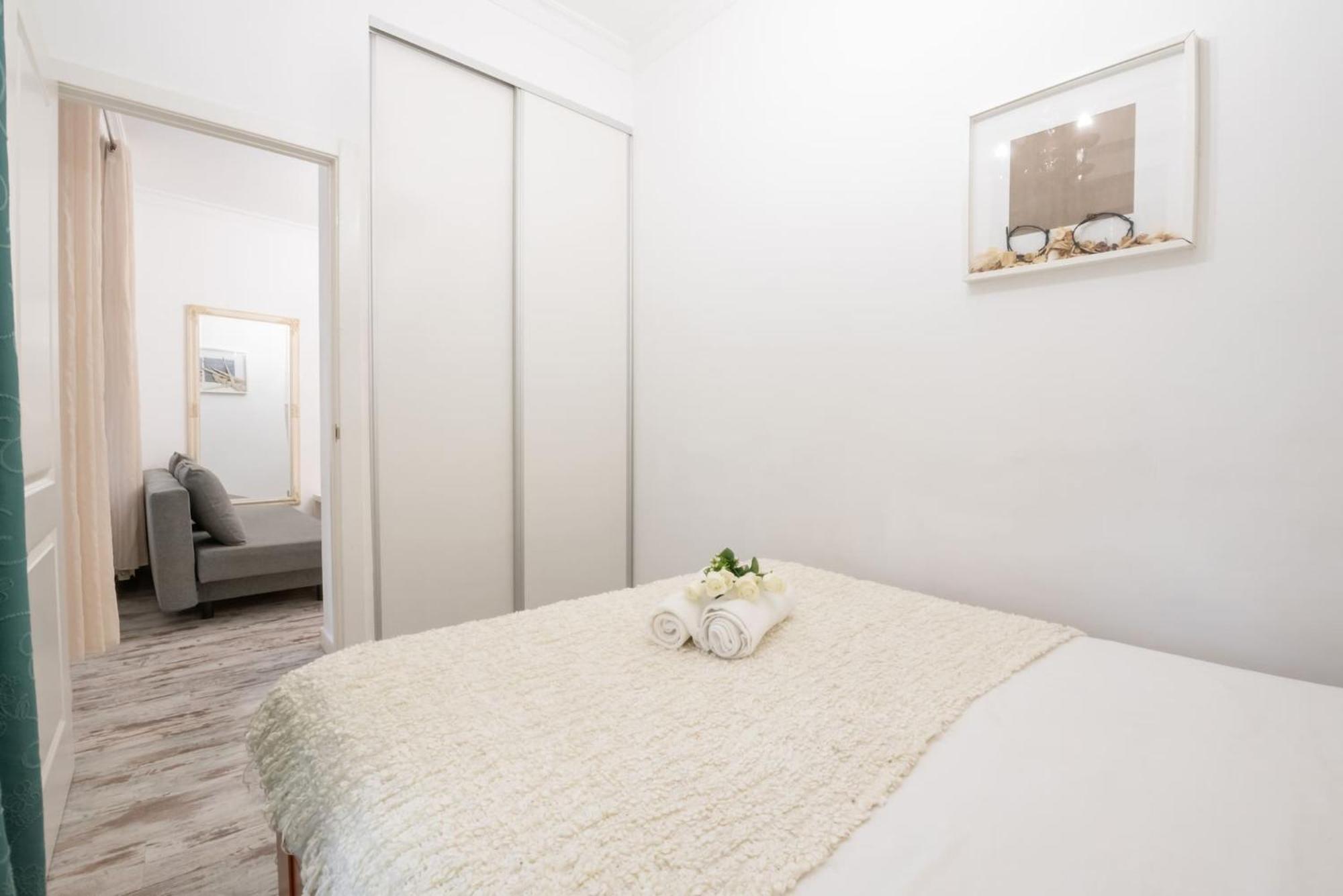 Apartamentos Day Madrid Plaza De Espana Centro Gran Via Sol Malasana Екстер'єр фото