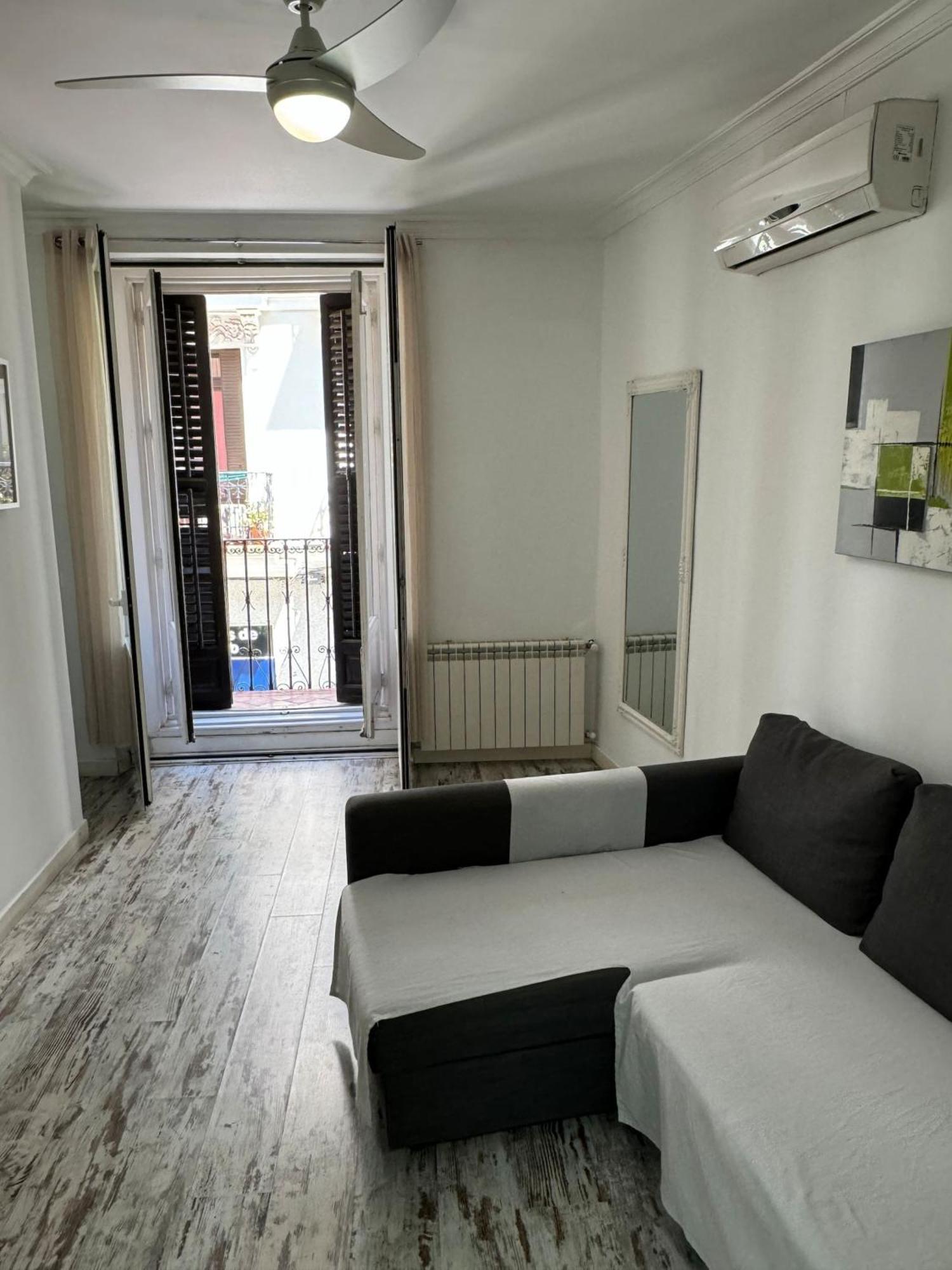 Apartamentos Day Madrid Plaza De Espana Centro Gran Via Sol Malasana Екстер'єр фото