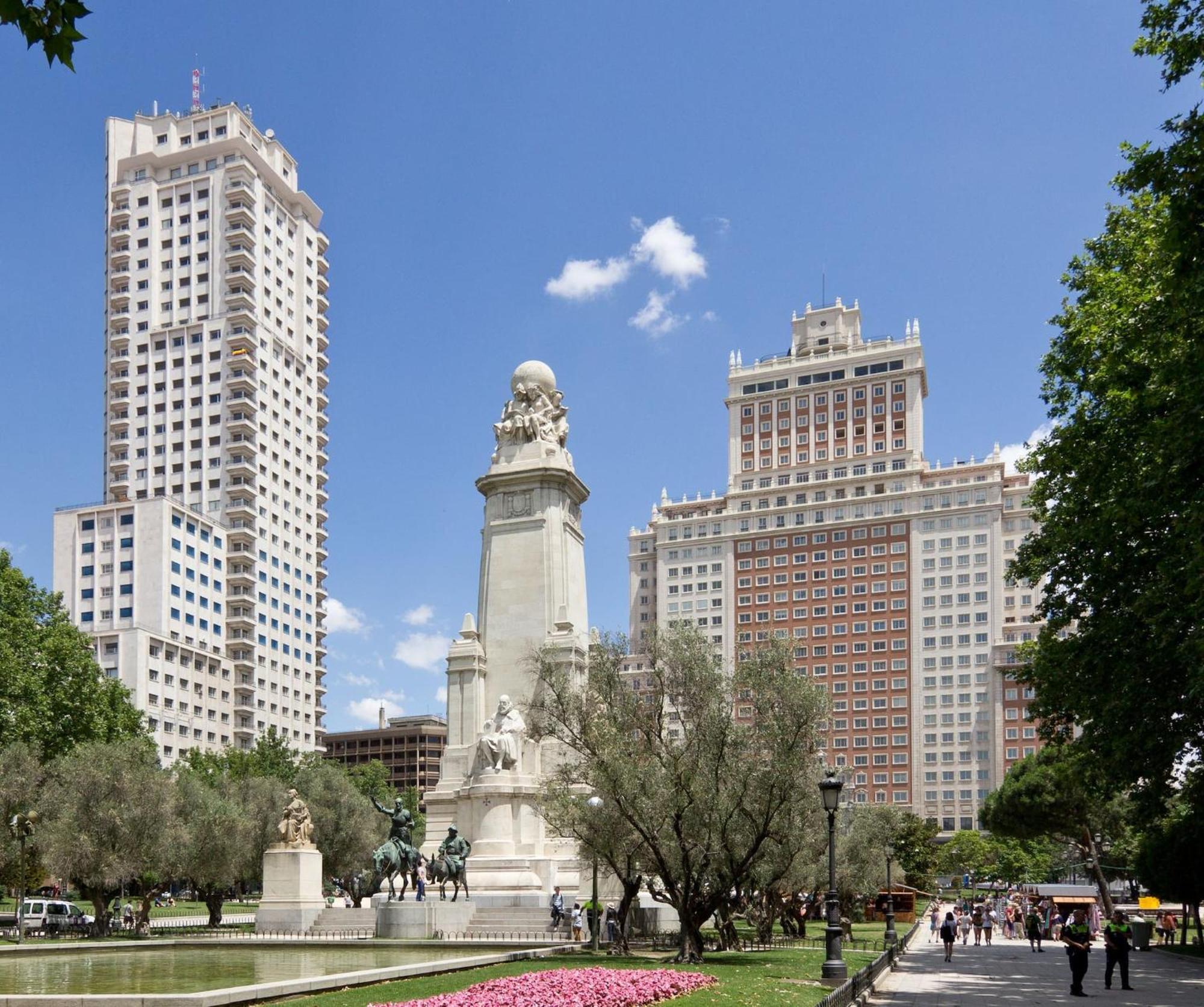Apartamentos Day Madrid Plaza De Espana Centro Gran Via Sol Malasana Екстер'єр фото